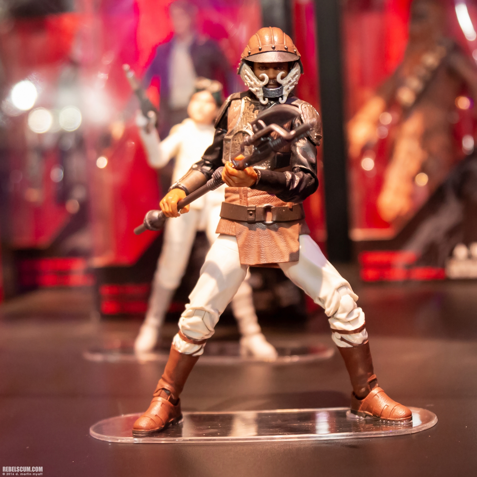 Hasbro-2018-San-Diego-Display-First-Look-013.jpg