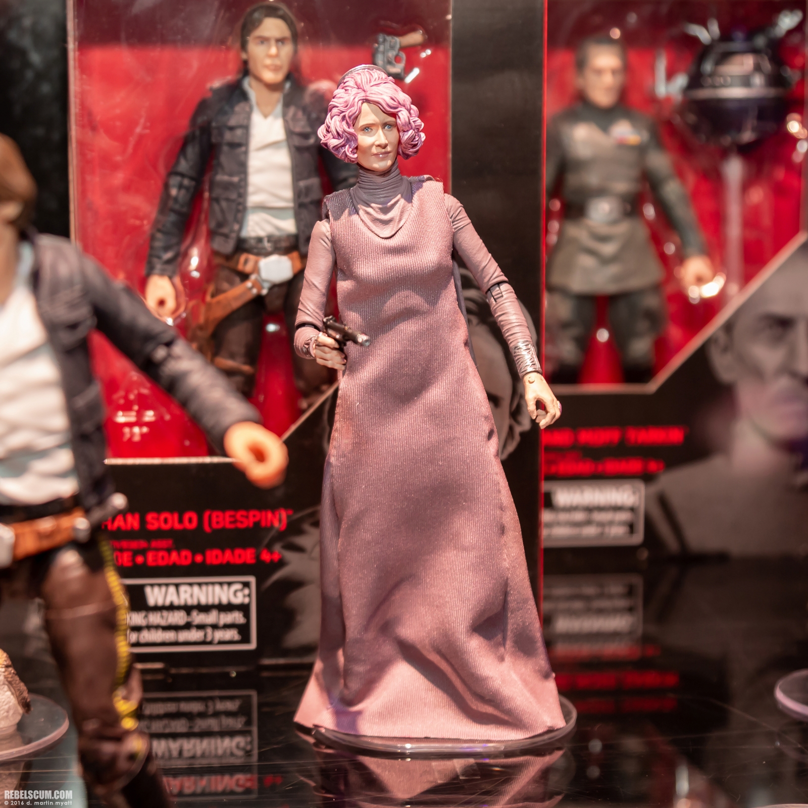 Hasbro-2018-San-Diego-Display-First-Look-019.jpg