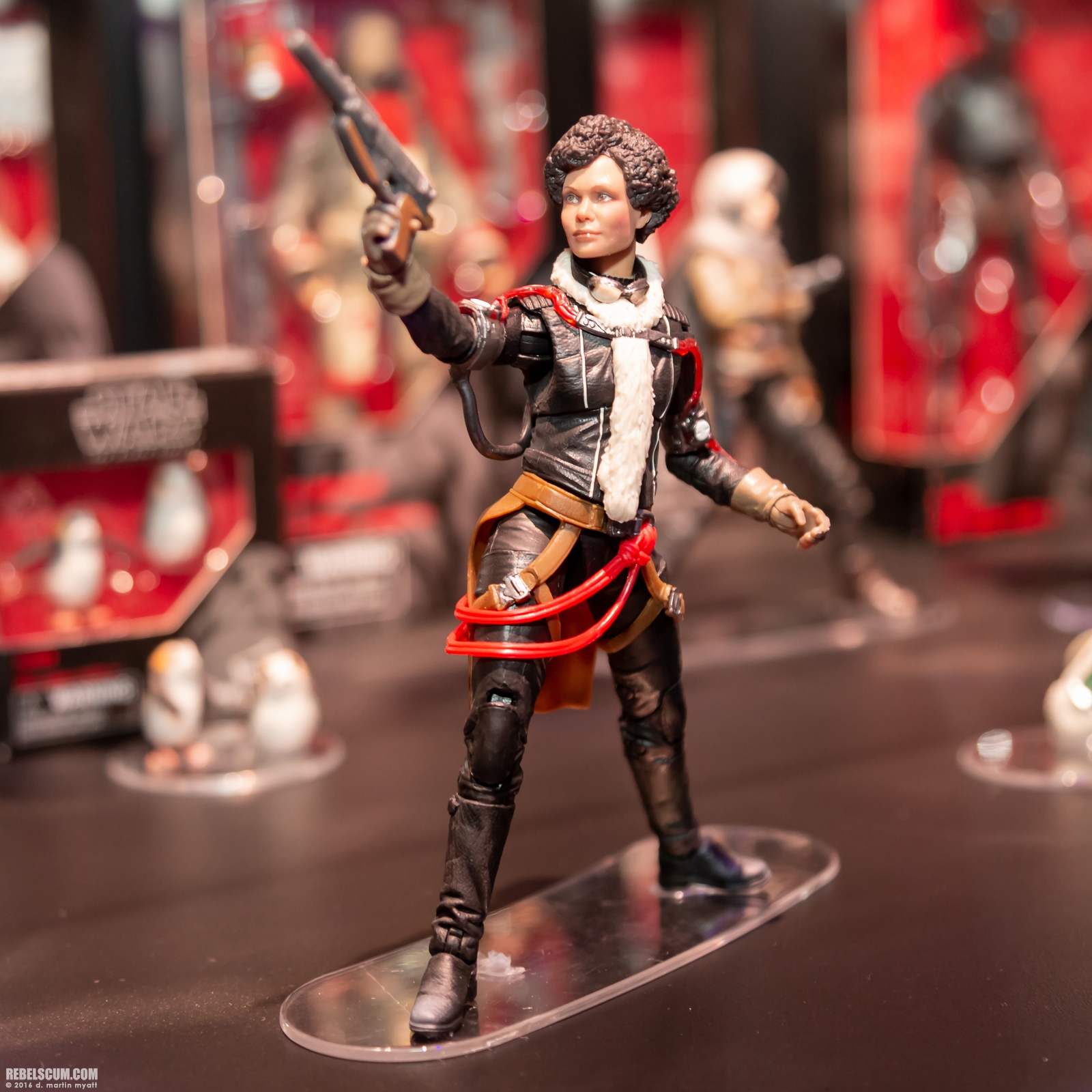 Hasbro-2018-San-Diego-Display-First-Look-020.jpg