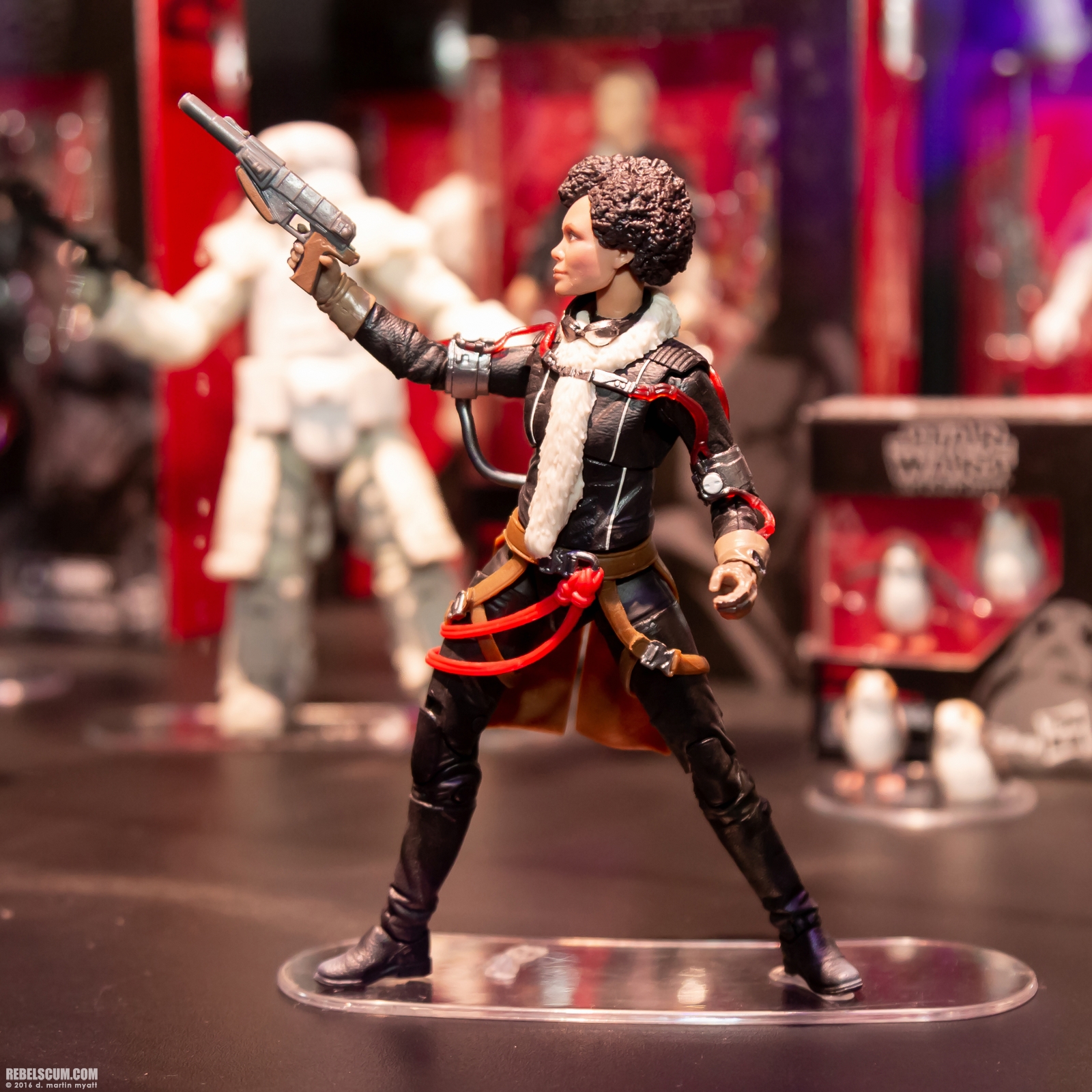 Hasbro-2018-San-Diego-Display-First-Look-021.jpg