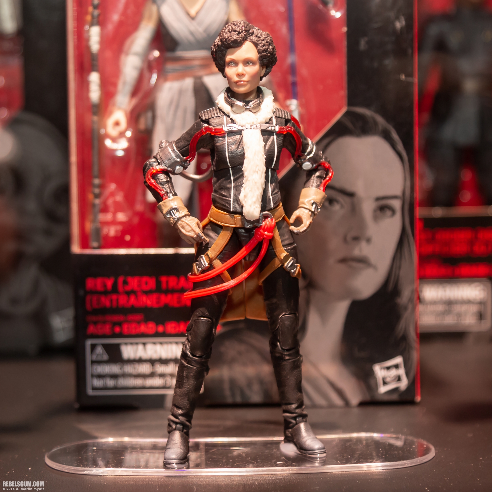 Hasbro-2018-San-Diego-Display-First-Look-022.jpg