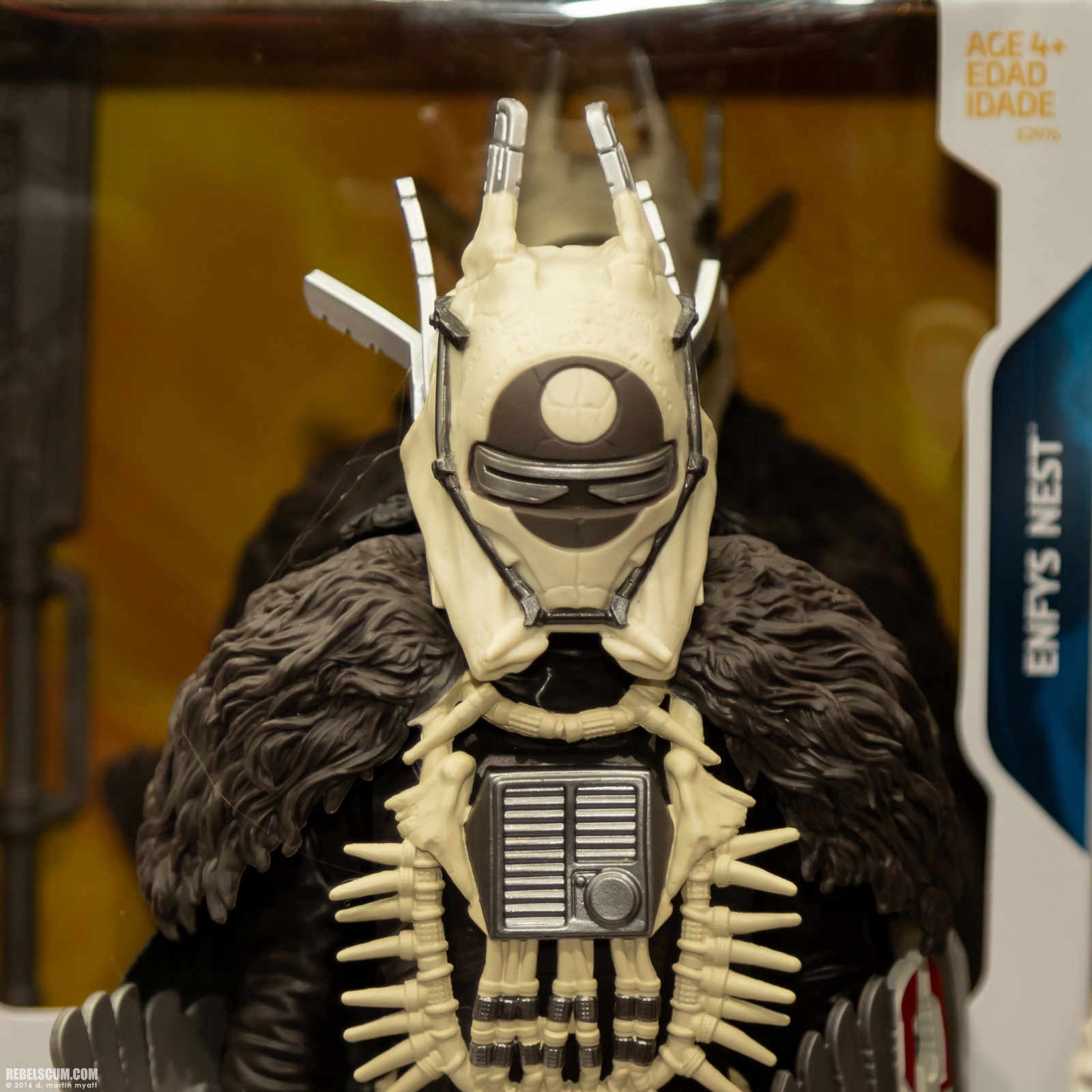 Hasbro-2018-San-Diego-Display-First-Look-042.jpg