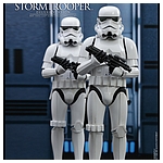 hot-toys-star-wars-stormtrooper-collectible-figure-deluxe-version-001.jpg