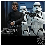 hot-toys-star-wars-stormtrooper-collectible-figure-deluxe-version-006.jpg