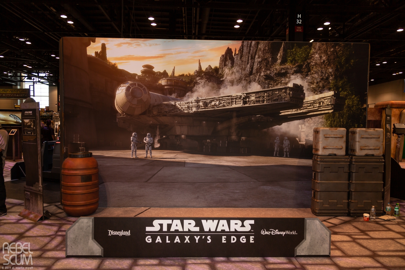 Galaxys-Edge-Star-Wars-Celebration-Chicago-2019-018.jpg