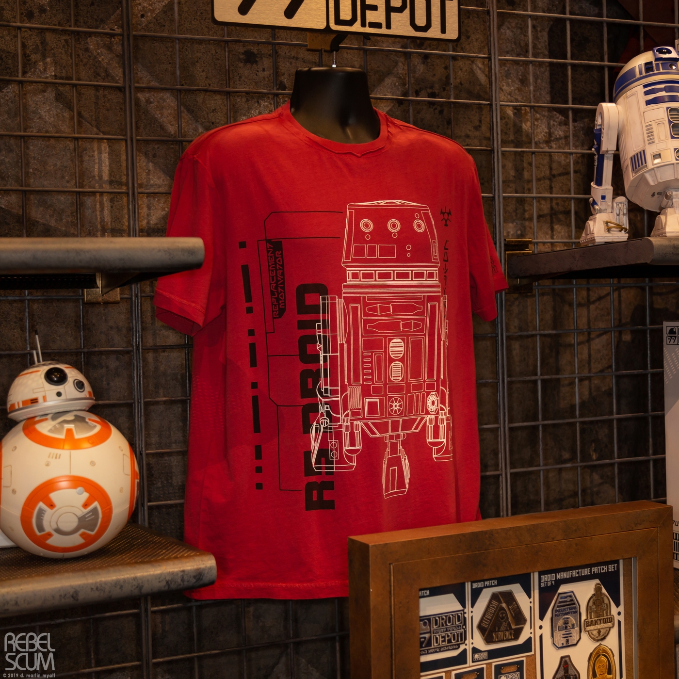 Galaxys-Edge-Star-Wars-Celebration-Chicago-2019-083.jpg