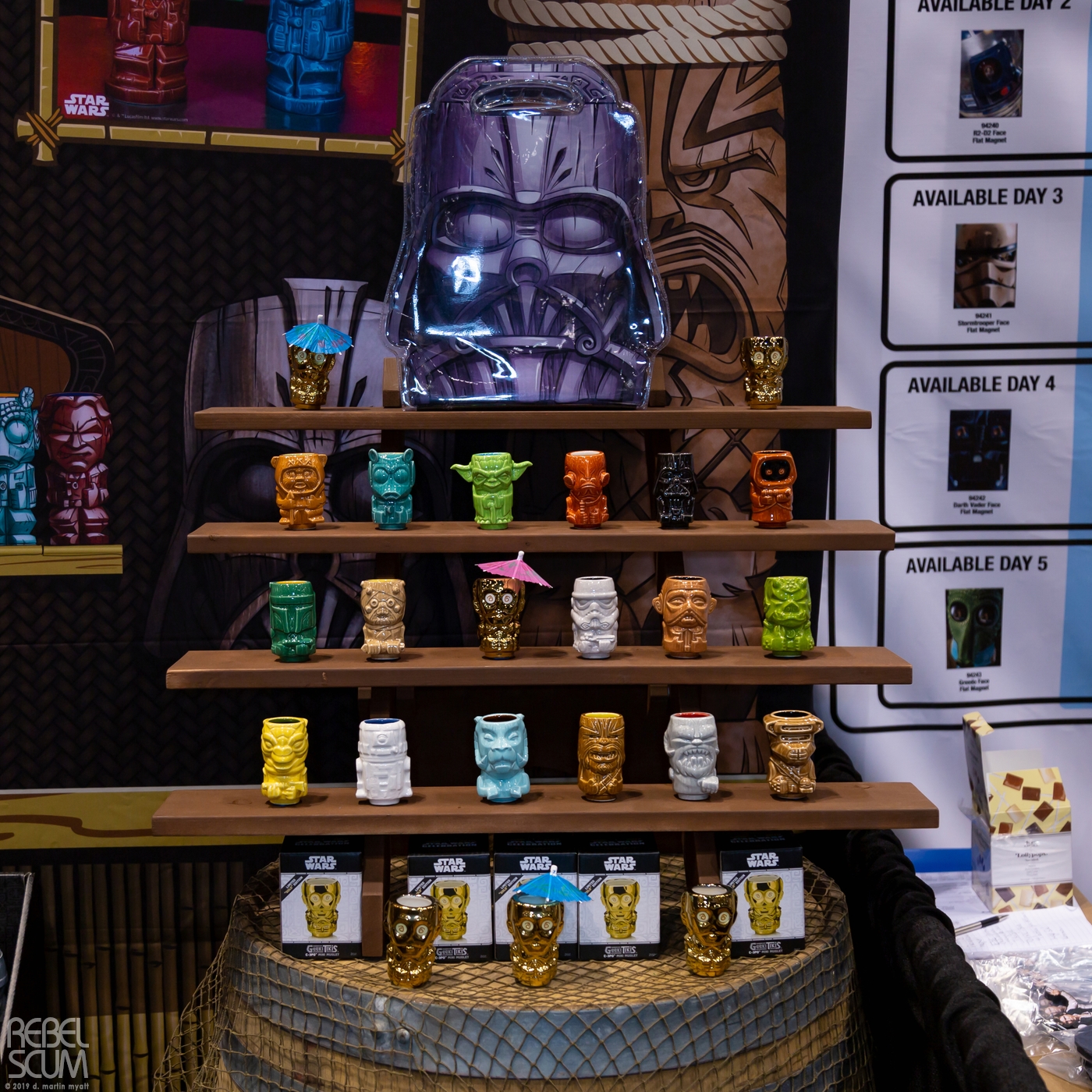 Geeki-Tikis-Star-Wars-Celebration-Chicago-2019-012.jpg