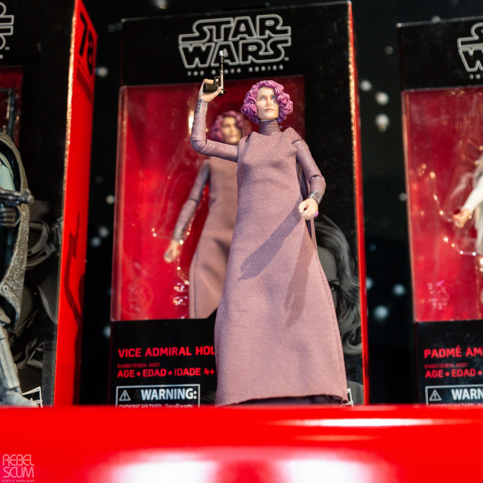 Toy-Fair-New-York-2019-Hasbro-The-Black-Series-011.jpg