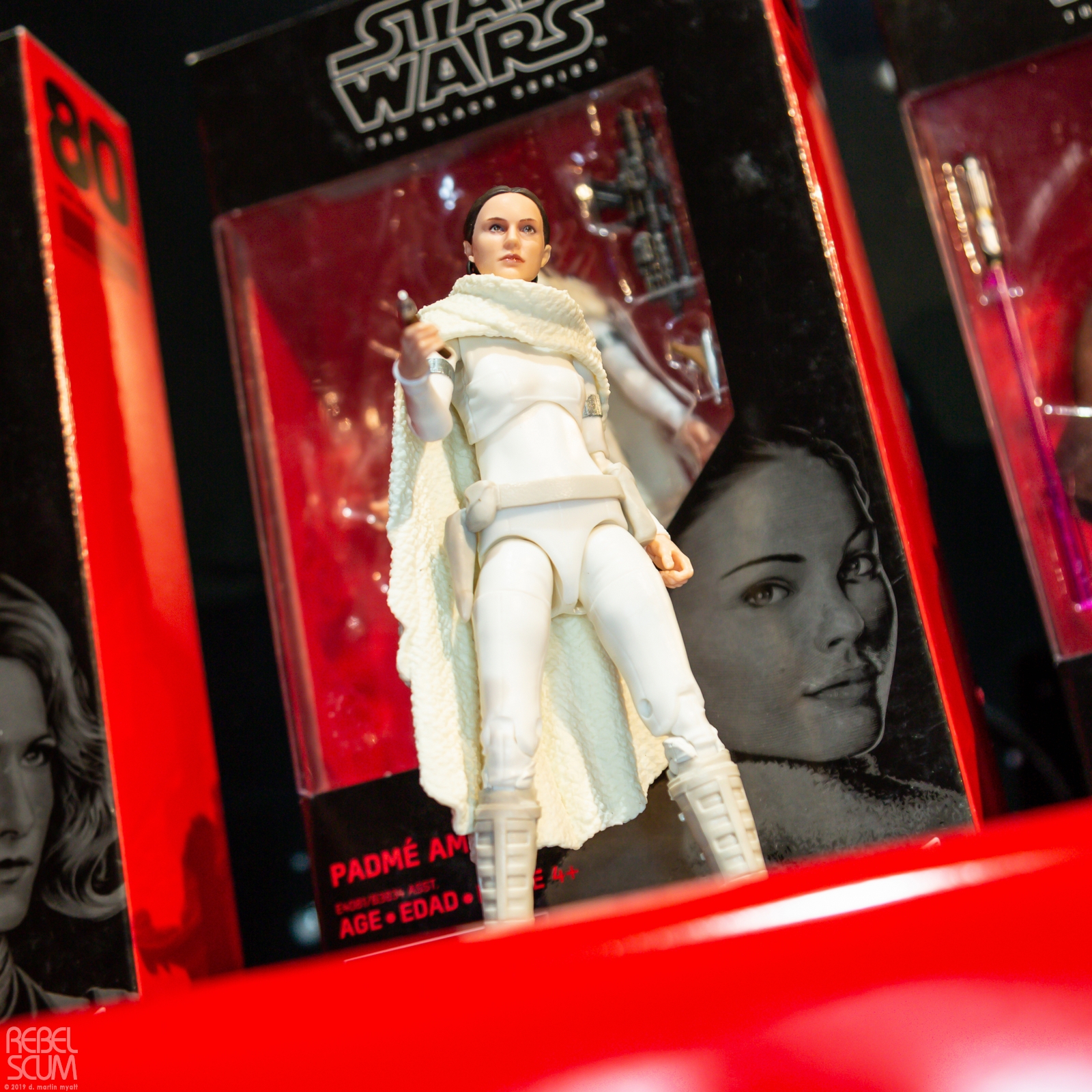 Toy-Fair-New-York-2019-Hasbro-The-Black-Series-012.jpg