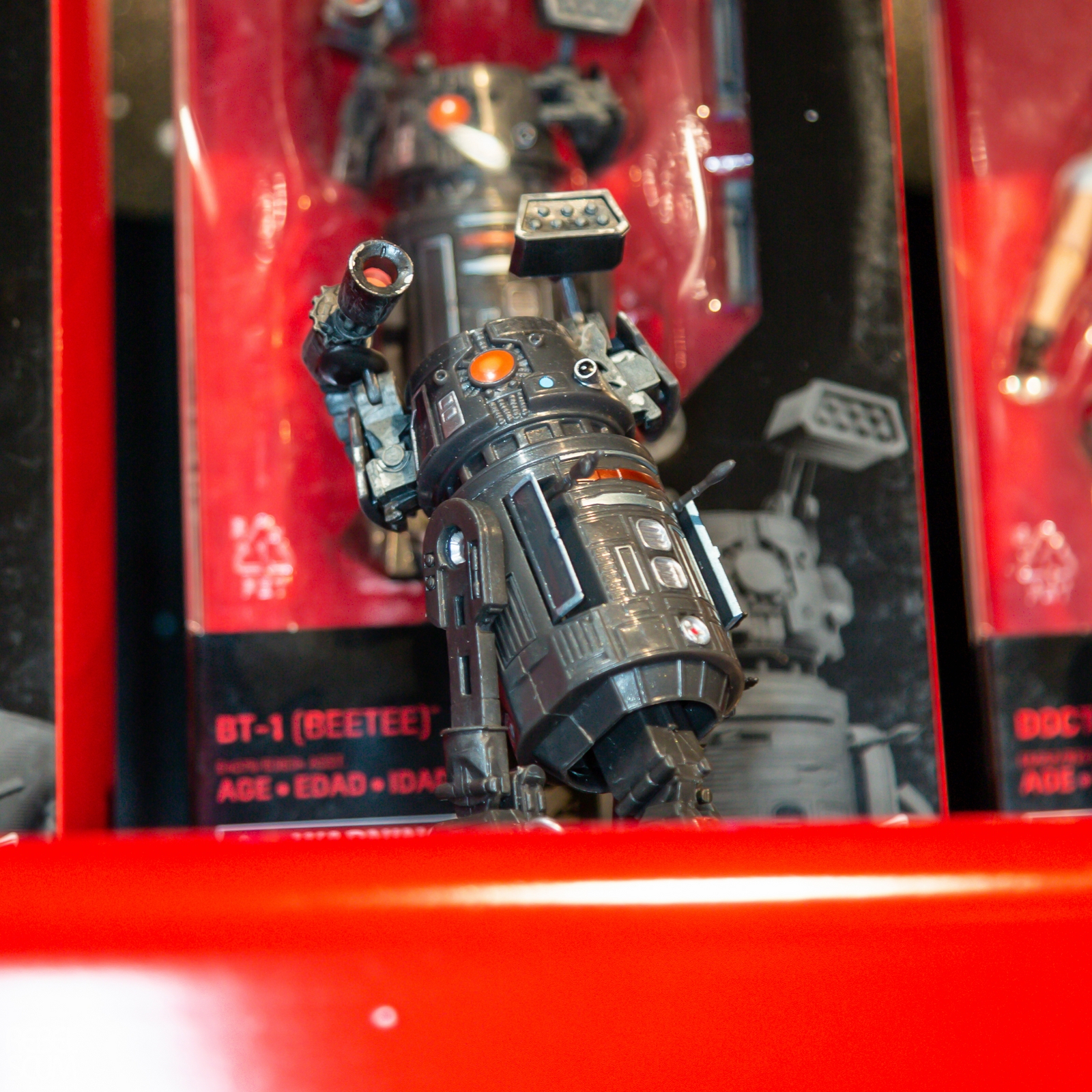 Toy-Fair-New-York-2019-Hasbro-The-Black-Series-018.jpg