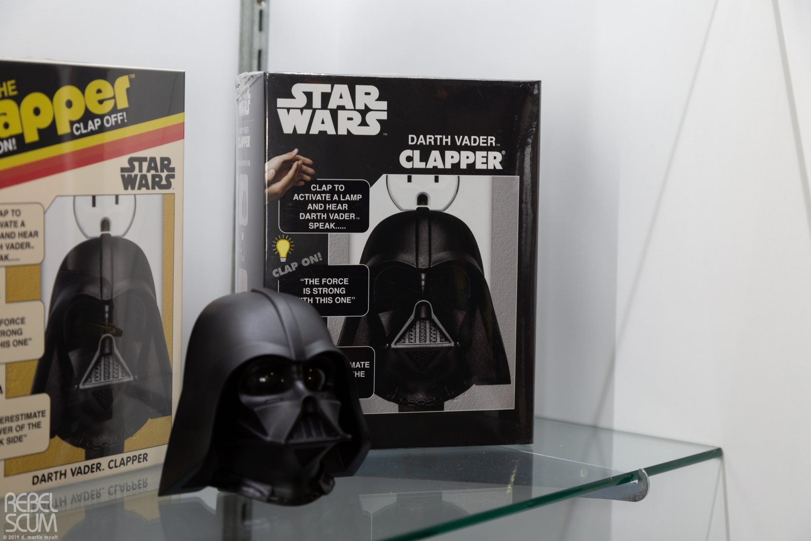 Toy-Fair-New-York-2019-NECA-Star-Wars-ChiaPet-Clapper-004.jpg