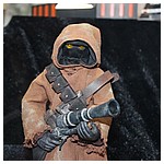 hot-toys-008.jpg