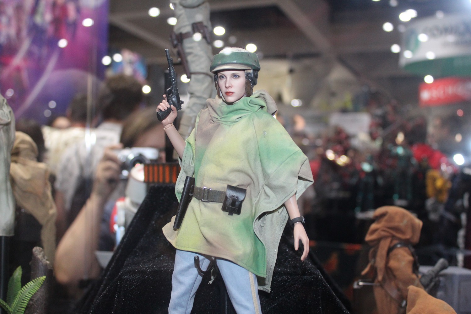 hot-toys-052.jpg