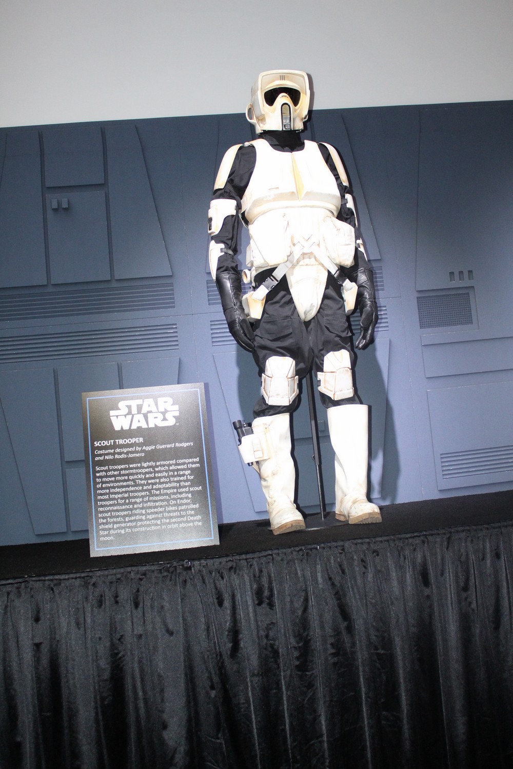 lucasfilm-pavilion-stormtrooper-evolution-001.jpg