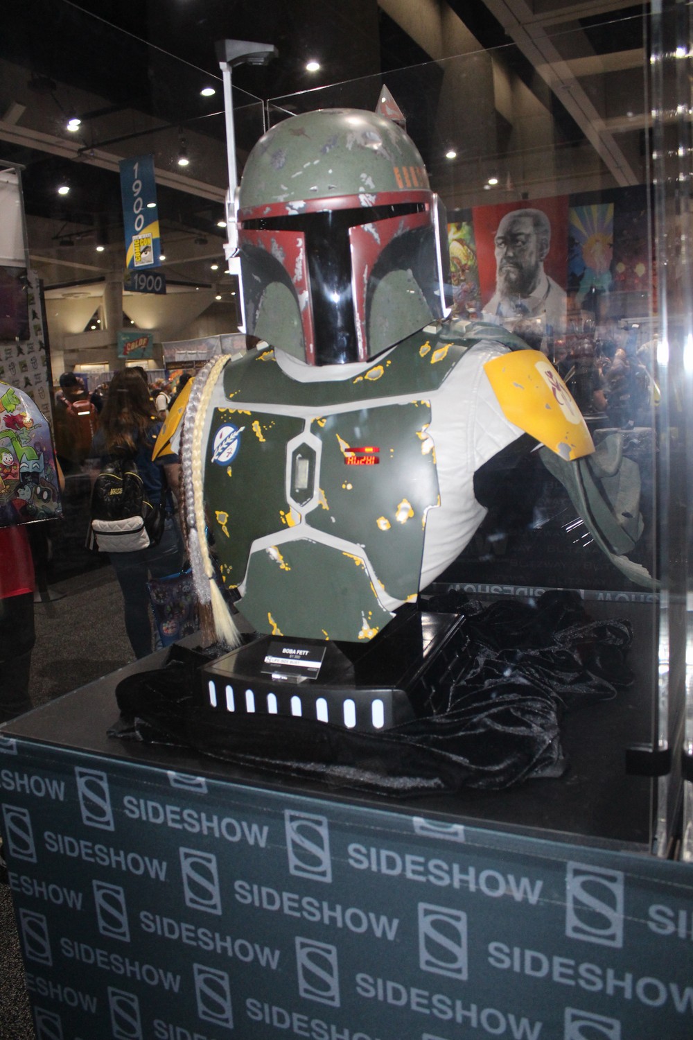 sideshow-collectibles-006.jpg