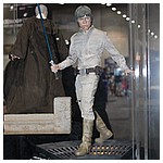 sideshow-collectibles-012.jpg