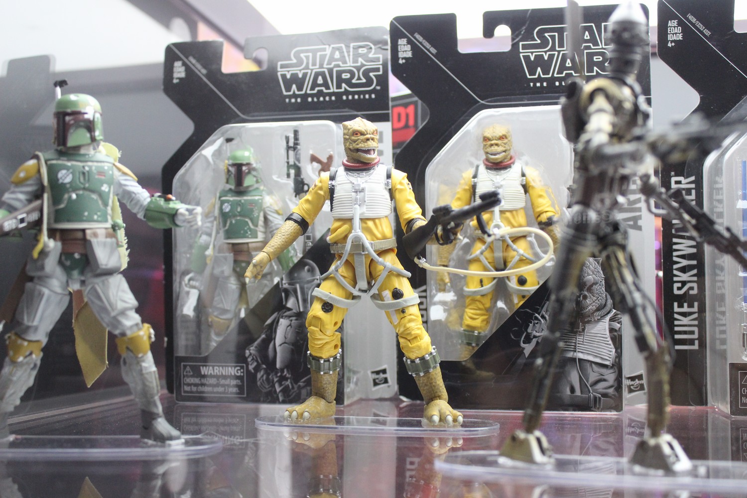 hasbro-booth-075.jpg