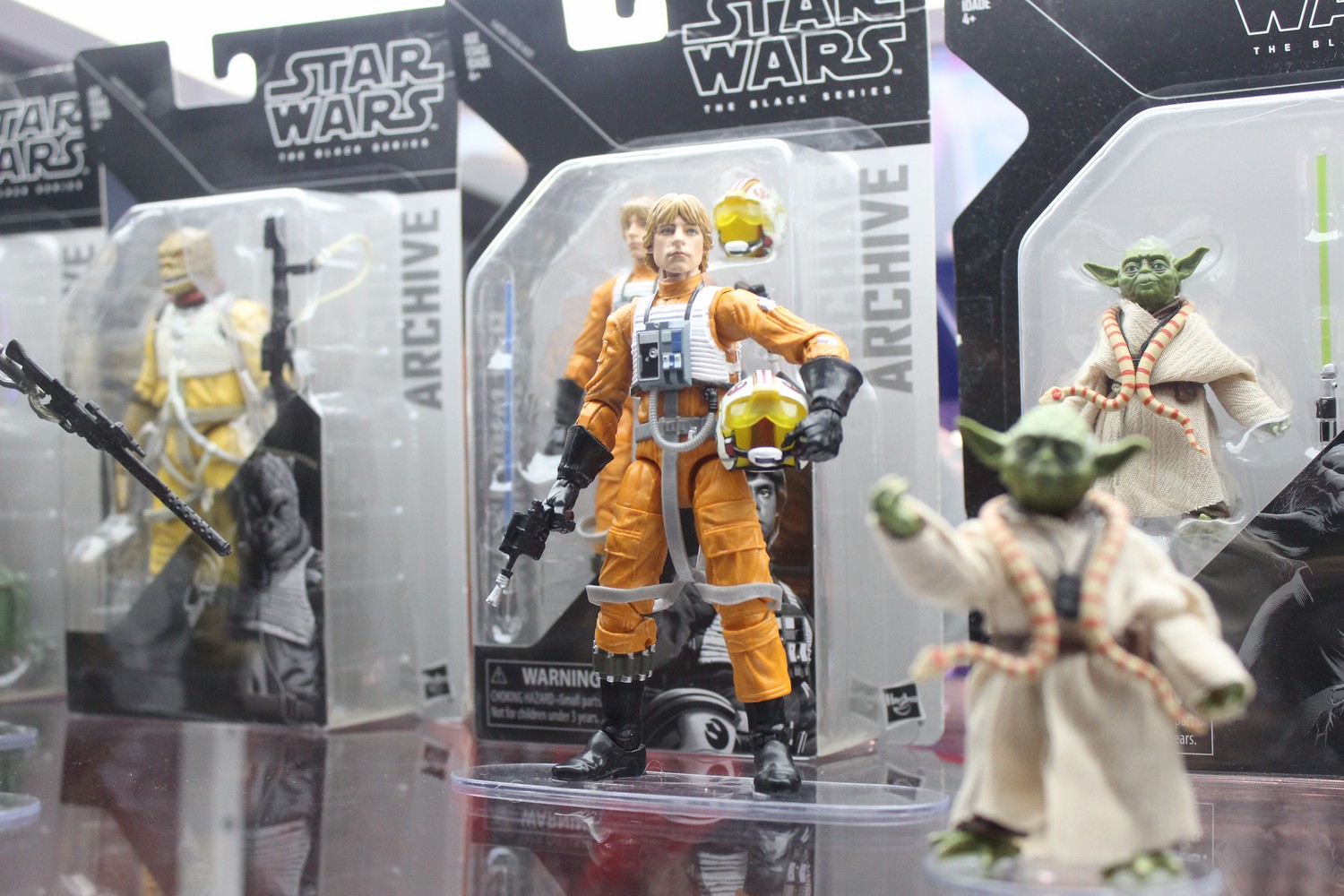 hasbro-booth-077.jpg