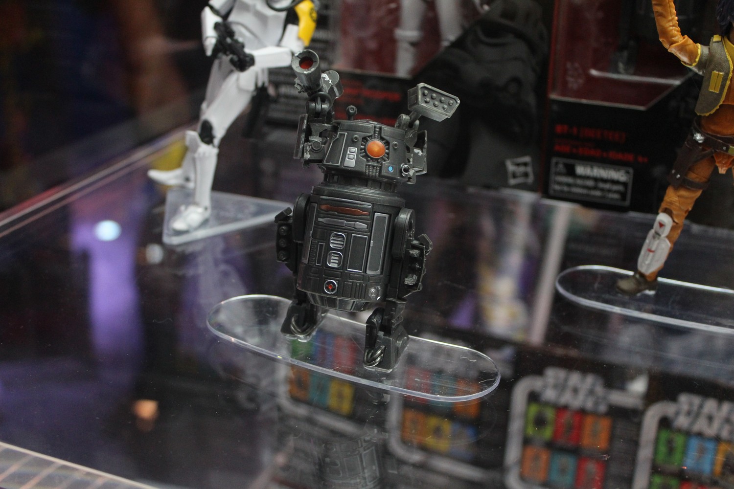 hasbro-booth-083.jpg