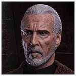 Count-Dooku-Hot-Toys-Final-Photography-019.jpg