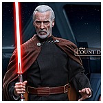 Count-Dooku-Hot-Toys-Final-Photography-024.jpg