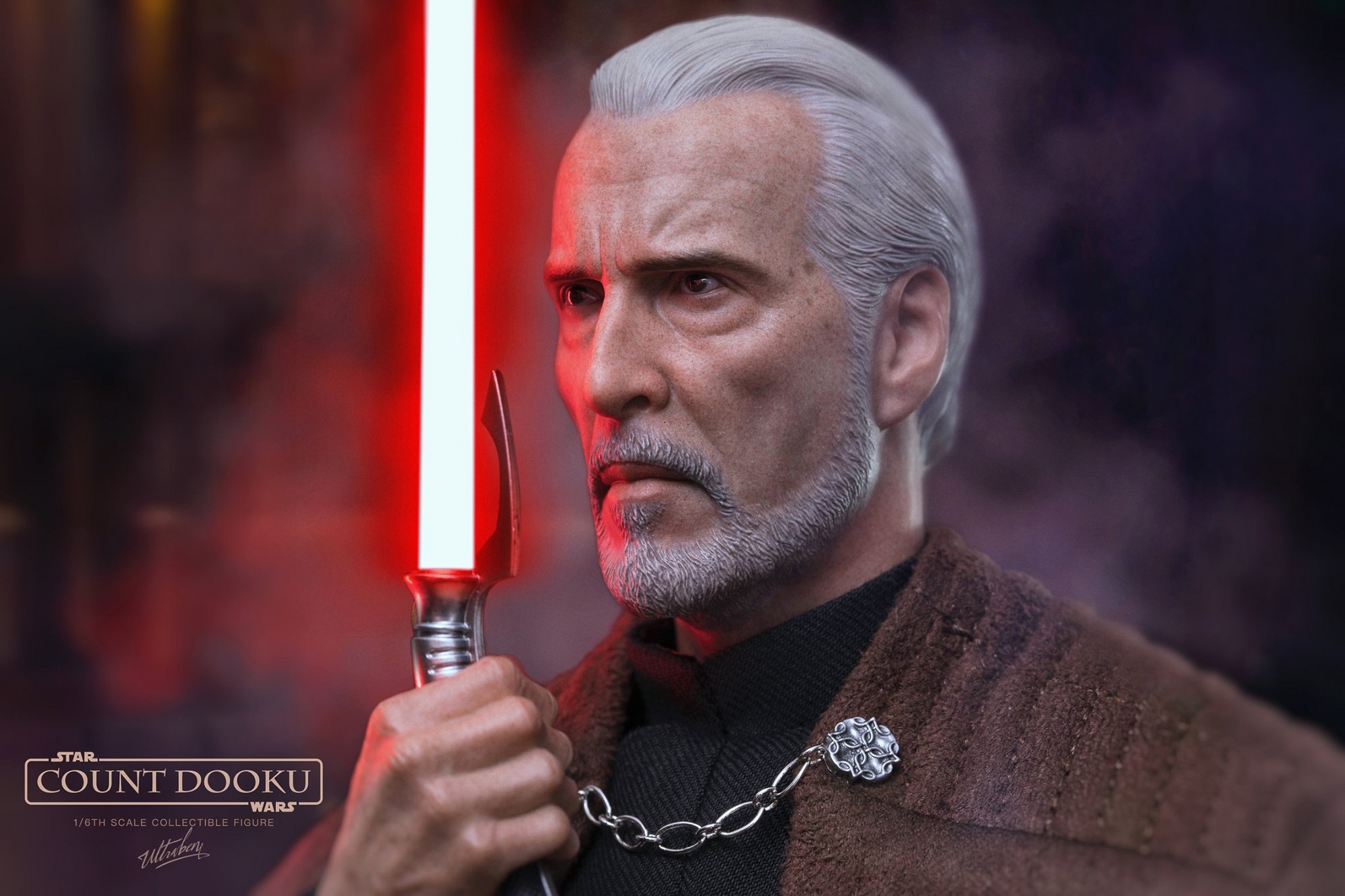 Count-Dooku-Hot-Toys-Final-Photography-029.jpg