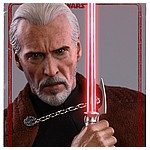 Count-Dooku-Hot-Toys-Final-Photography-045.jpg