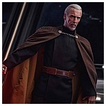 Count-Dooku-Hot-Toys-Final-Photography-055.jpg