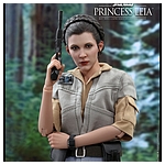 hot-toys-sw6-princess-leia-009.jpg