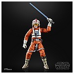 STAR-WARS-THE-BLACK-SERIES-40TH-ANNIVERSARY-6-INCH-LUKE-SKYWALKER-(SNOWSPEEDER)-oop-(2).jpg