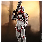 Hot Toys-The Mandalorian-Incinerator-Stormtrooper-Collectible-Figure_PR1.jpg