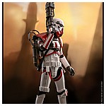 Hot Toys-The Mandalorian-Incinerator-Stormtrooper-Collectible-Figure_PR6.jpg