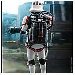 Hot Toys-The Mandalorian-Incinerator-Stormtrooper-Collectible-Figure_PR9.jpg