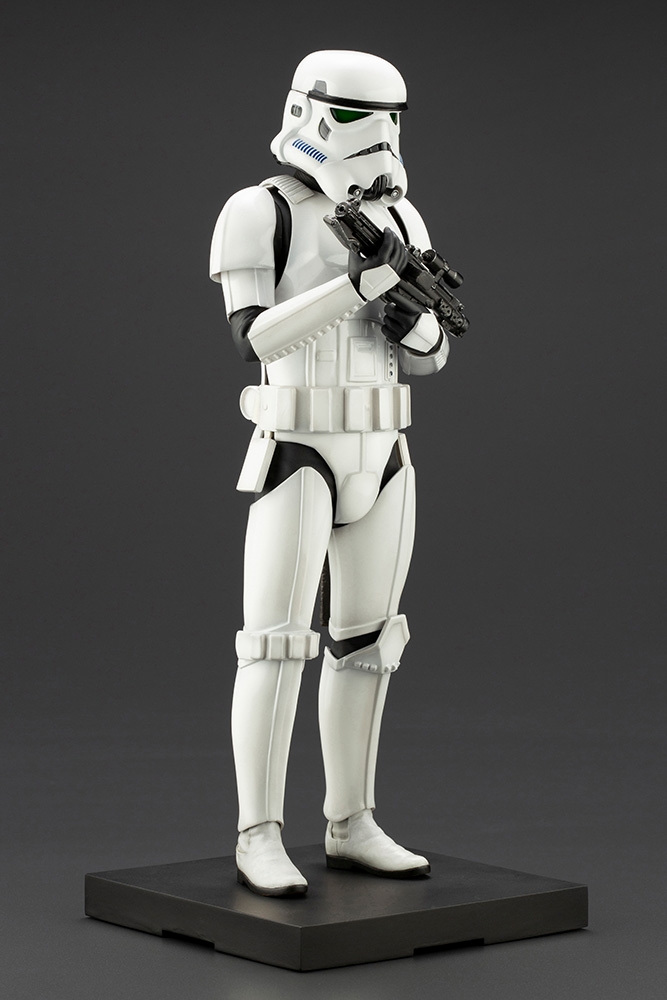 SW164_artfx_Stormtrooper_pp08.jpg