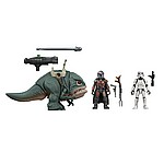 STAR WARS MISSION FLEET THE MANDALORIAN BATTLE IN THE BADLANDS Figure & Vehicle - oop (2).jpg