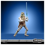 STAR WARS THE VINTAGE COLLECTION 3.75-INCH LUKE SKYWALKER (HOTH) Figure - oop (5).jpg