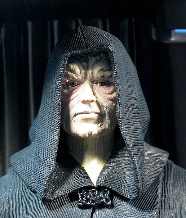 Emperor-08.jpg