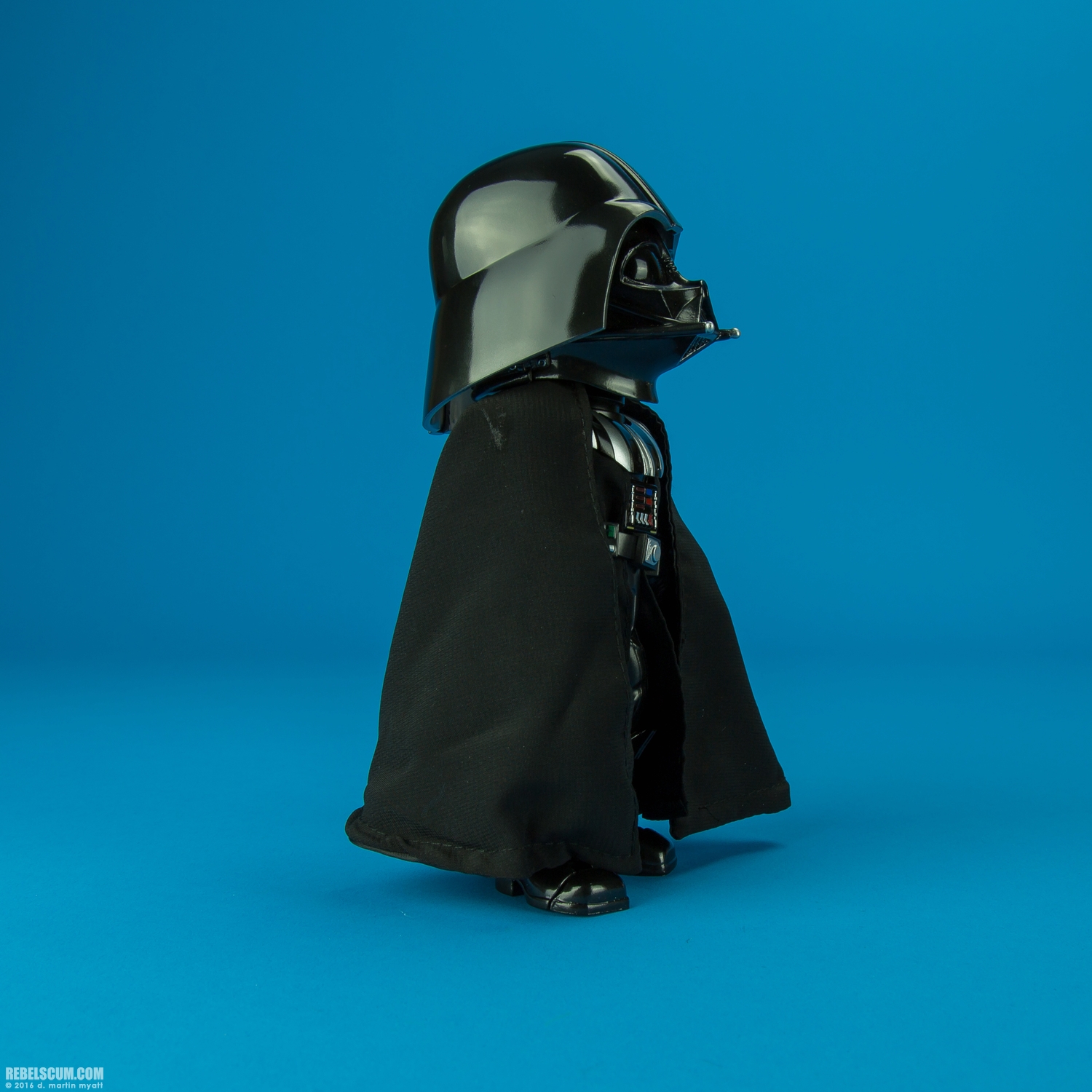 Darth-Vader-Beast-Kingdom-Egg-Attack-2015-SDCC-002.jpg