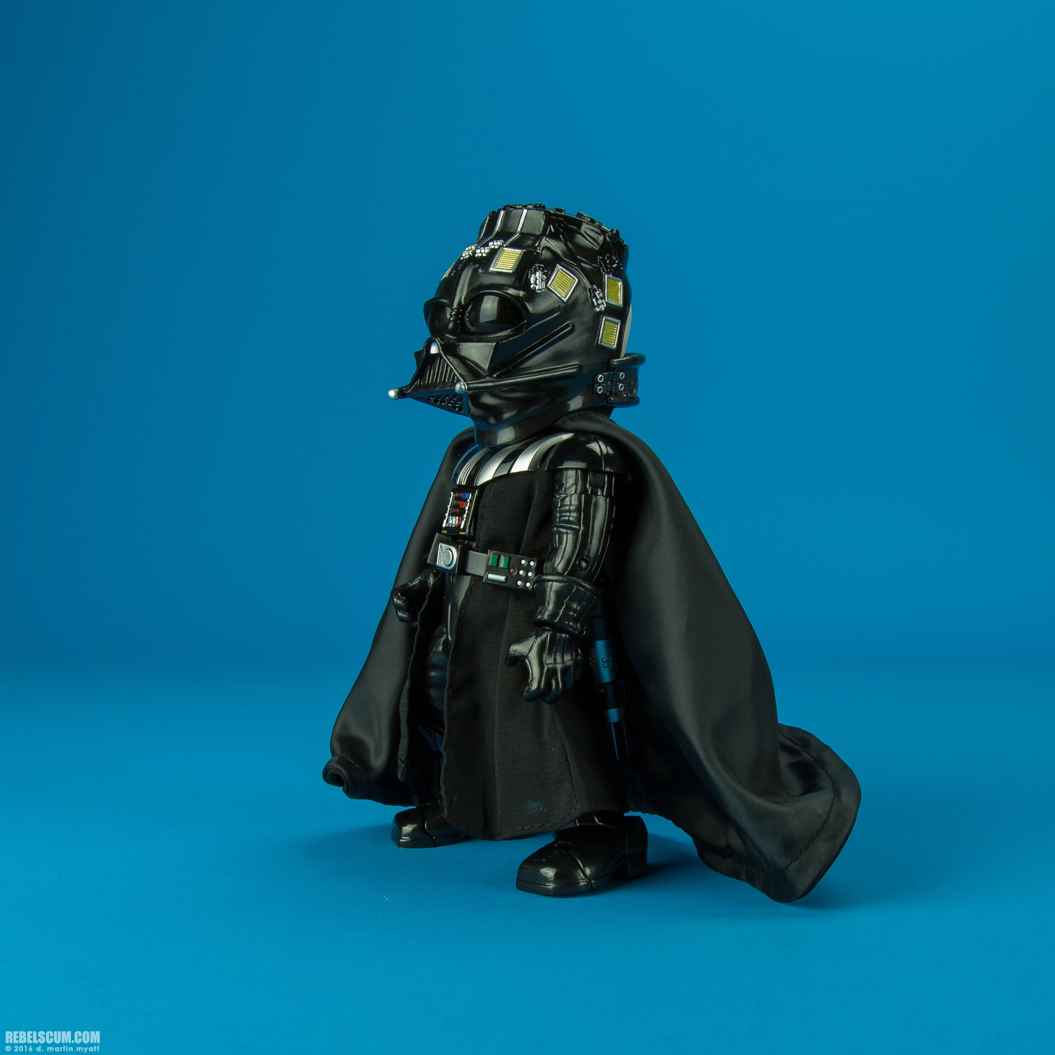 Darth-Vader-Beast-Kingdom-Egg-Attack-2015-SDCC-007.jpg