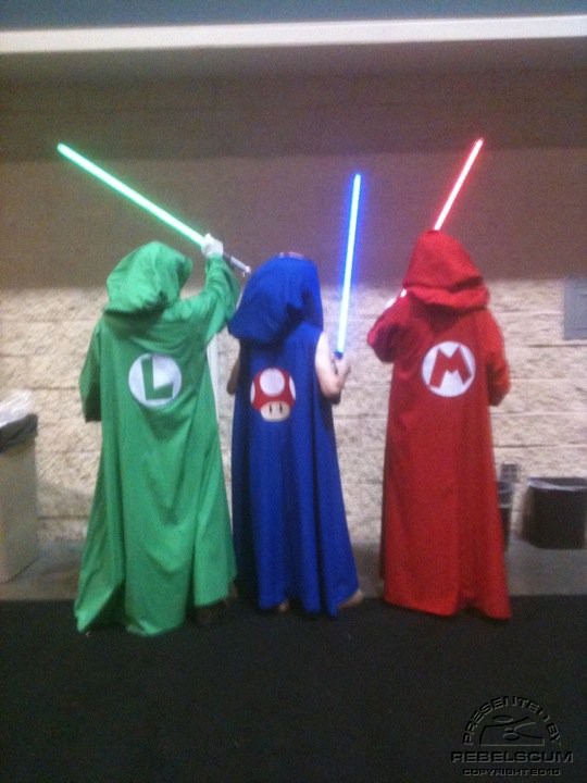 Mario Bros Jedi.jpg