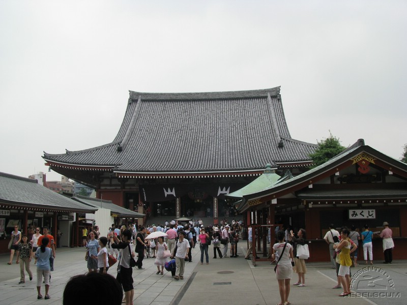 Asakusa Kannon: the main hall