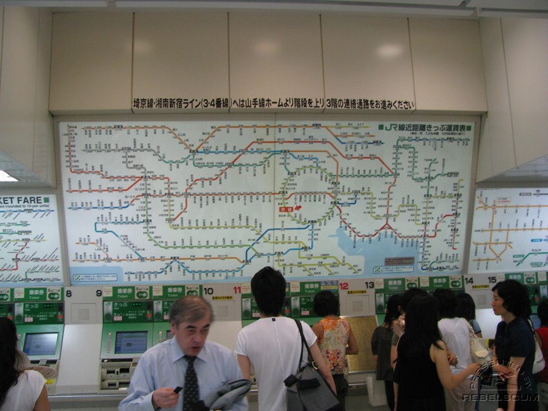 A very confusing subway map