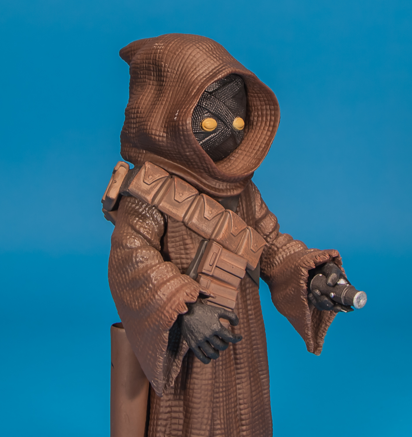 Jawa_Quarter_Scale_Bank_Diamond_Select_Toys-06.jpg