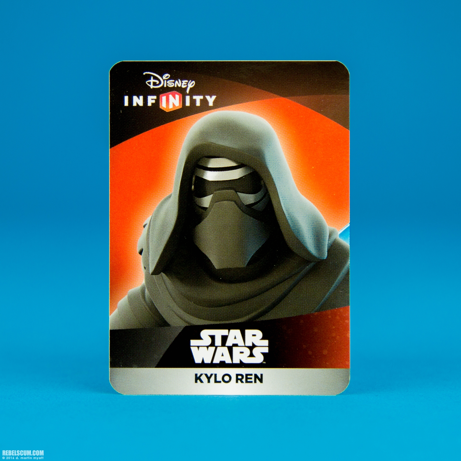 Disney-Infinity-3-Kylo-Ren-The-Force-Awakens-005.jpg