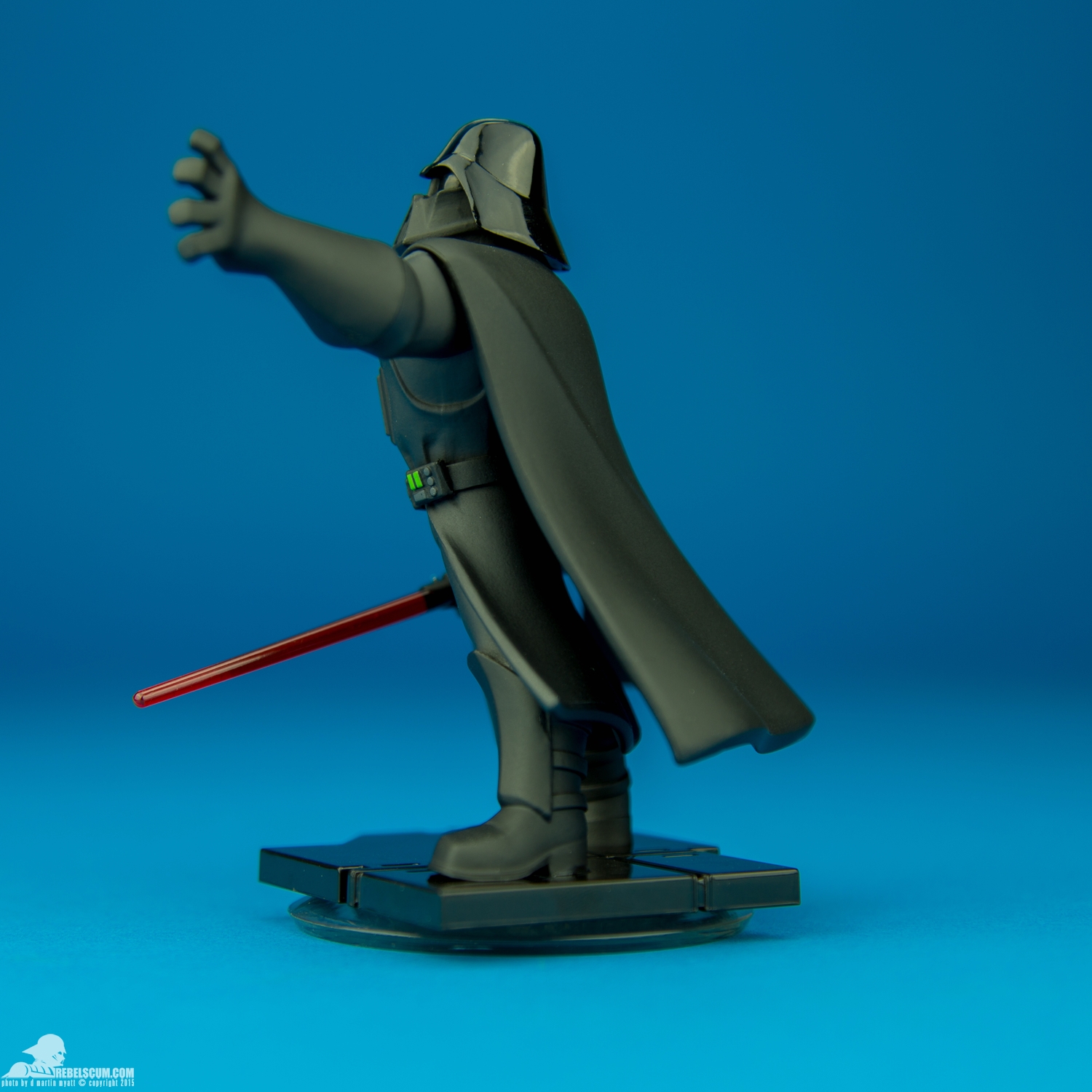 Disney-Infinity-3-Star-Wars-Darth-Vader-003.jpg