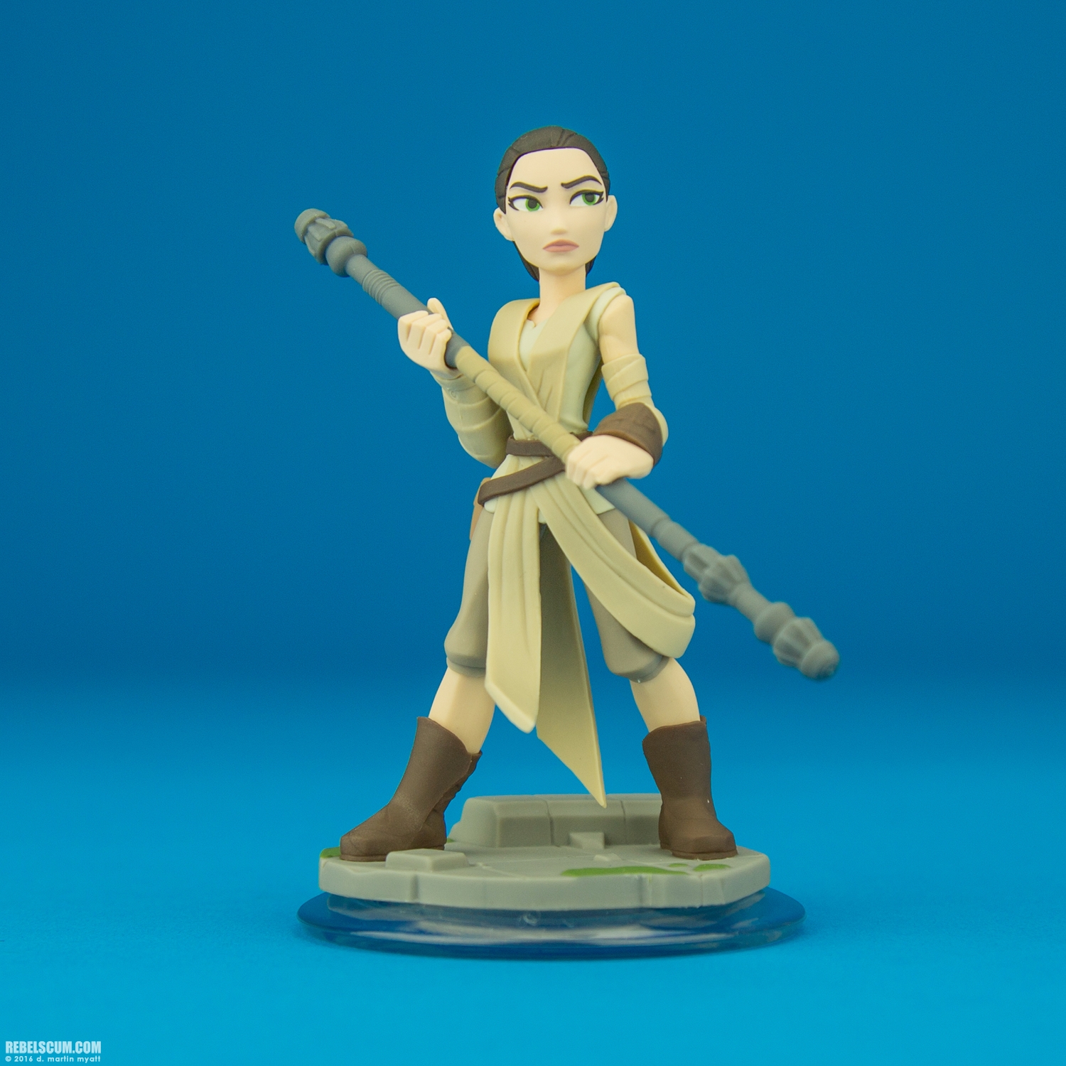 Disney-Infinity-3-Star-Wars-The-Force-Awakens-Play-Set-001.jpg