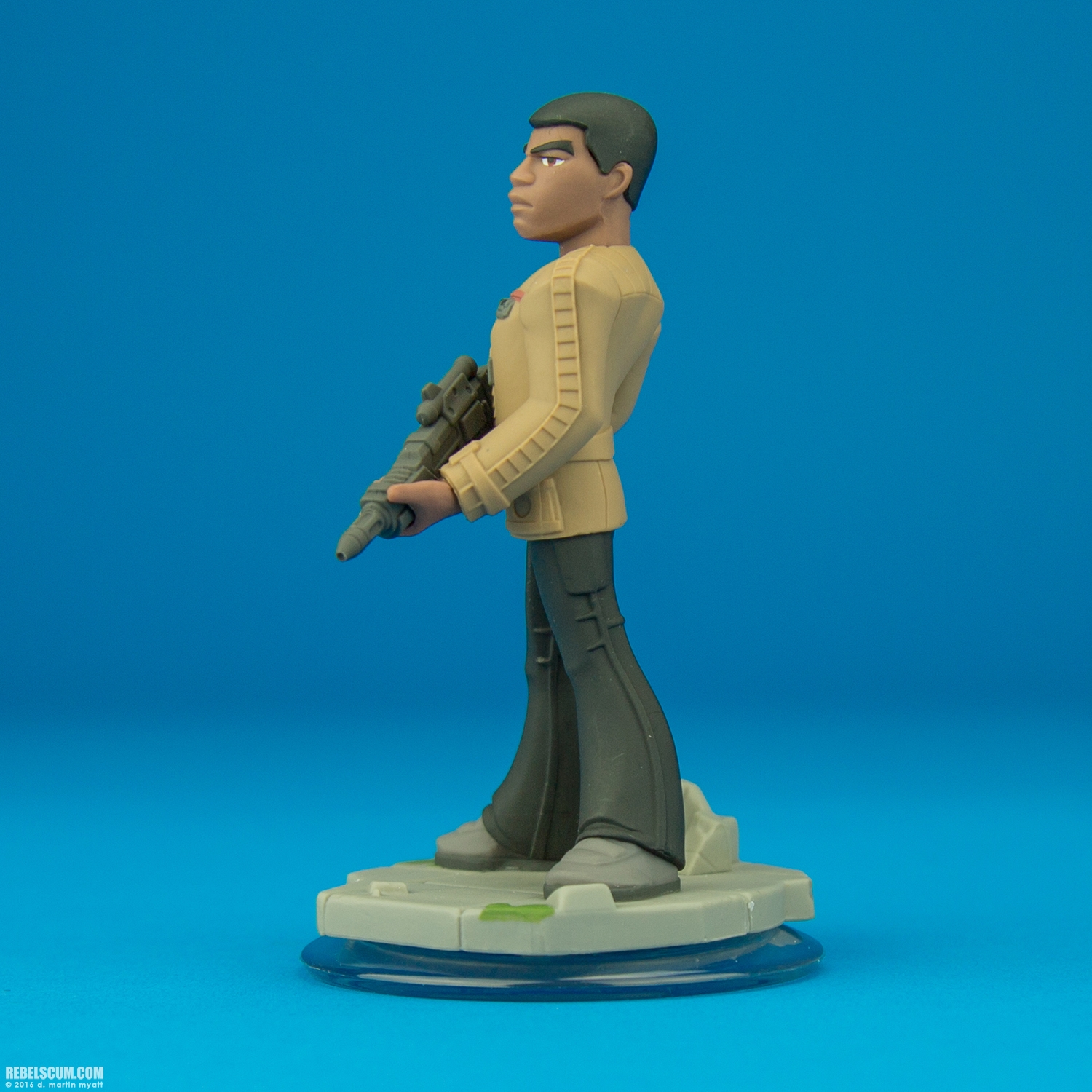 Disney-Infinity-3-Star-Wars-The-Force-Awakens-Play-Set-007.jpg