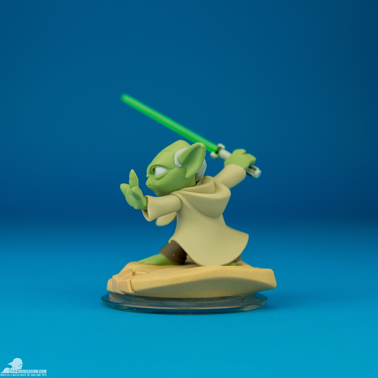 Disney-Infinity-3-Star-Wars-Yoda-003.jpg