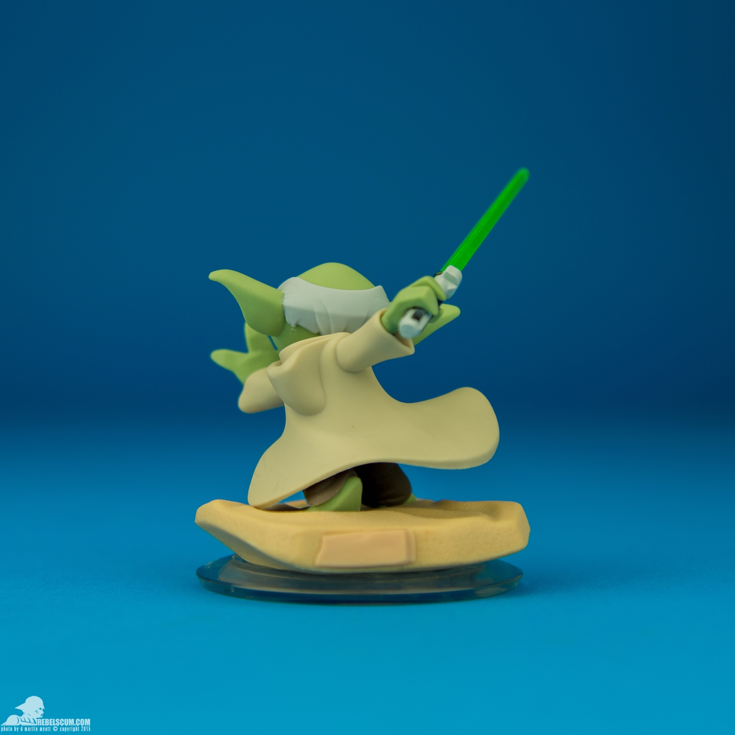 Disney-Infinity-3-Star-Wars-Yoda-004.jpg