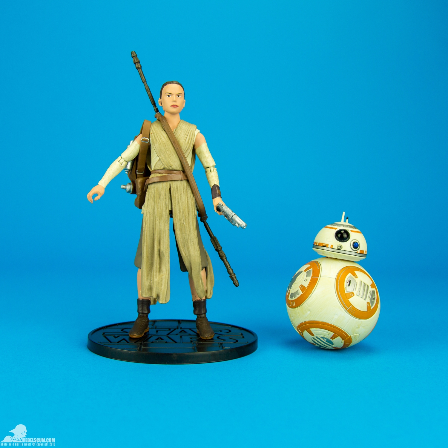 Rey-and-BB-8-Disney-Stores-Elite-Series-Diecast-Figure-001.jpg